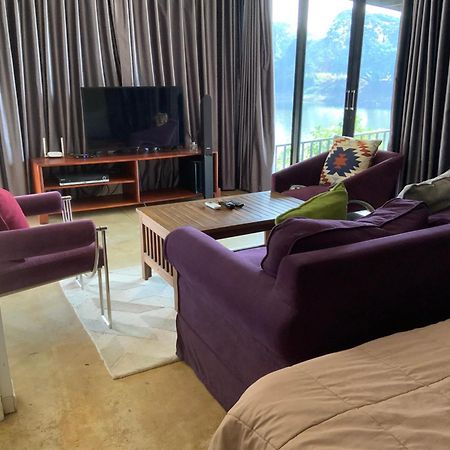 Morocco Blue Cafe By Chilong River Farm Resort Muang Kosum Eksteriør billede